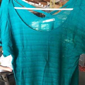 Maurices Shirt Size Large.